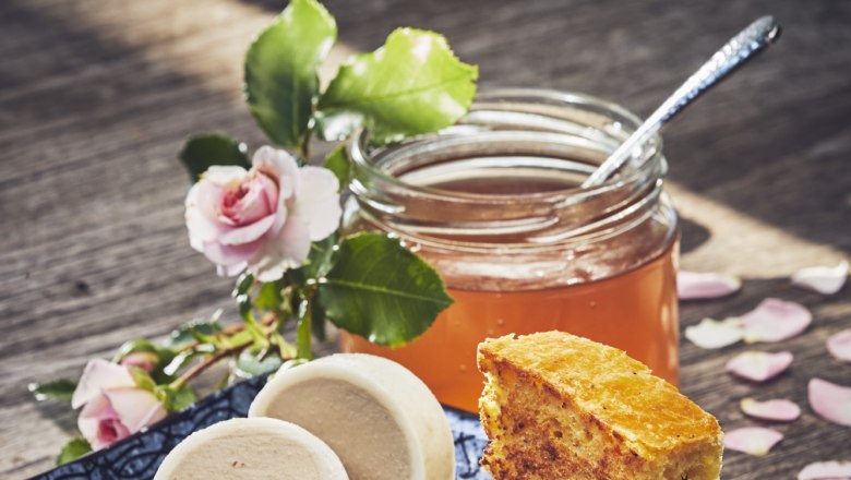 Besonders: Entenleberparfait, Rosenblütengelee, Wacholder Brioche, © Niederösterreich Werbung/Andreas Hofer